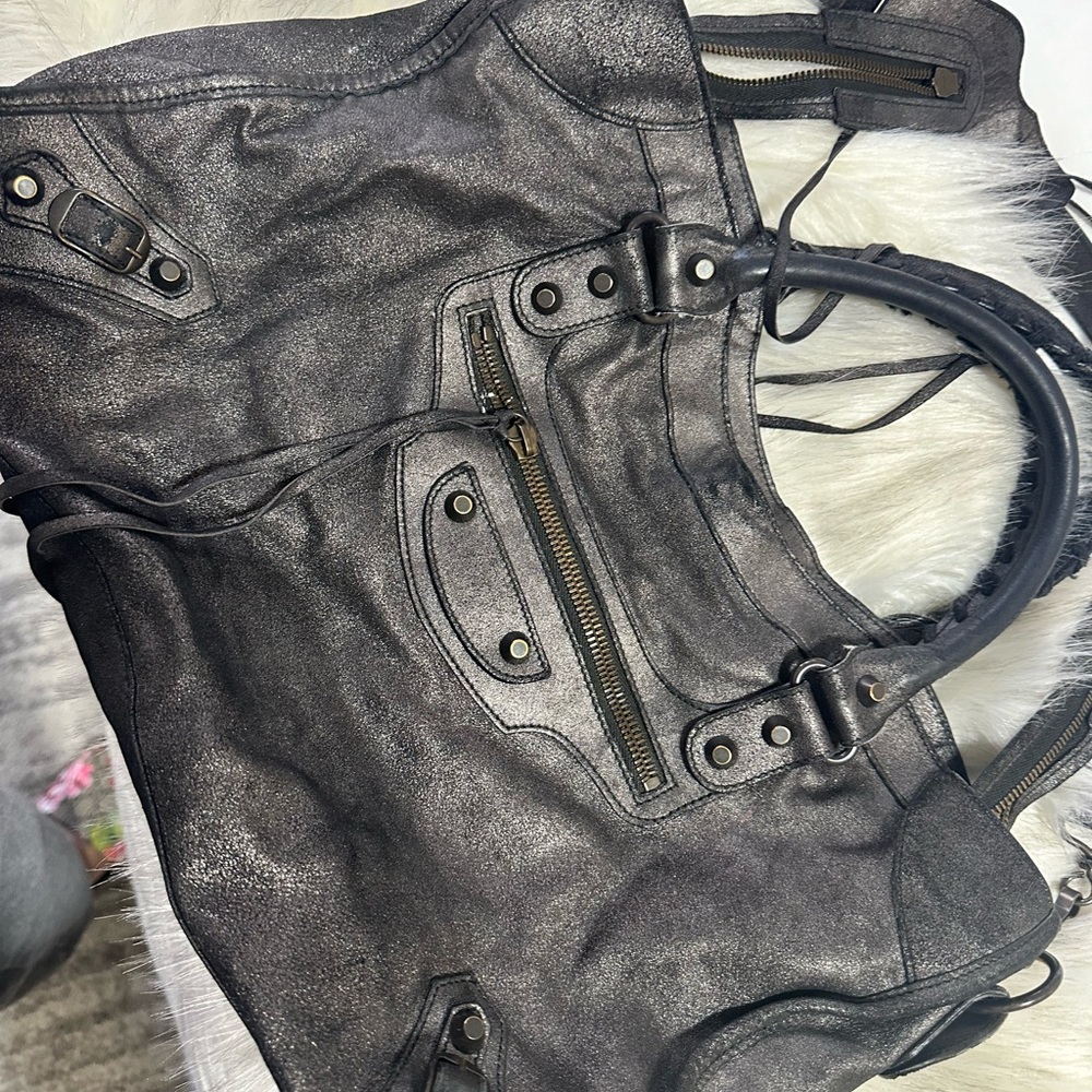 100% authentic Balenciaga City bag. Black sparkly